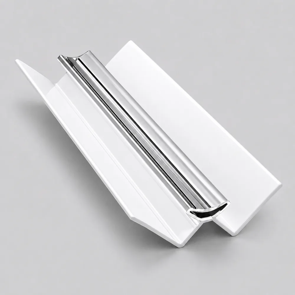 Internal Corner &mdash; Chrome